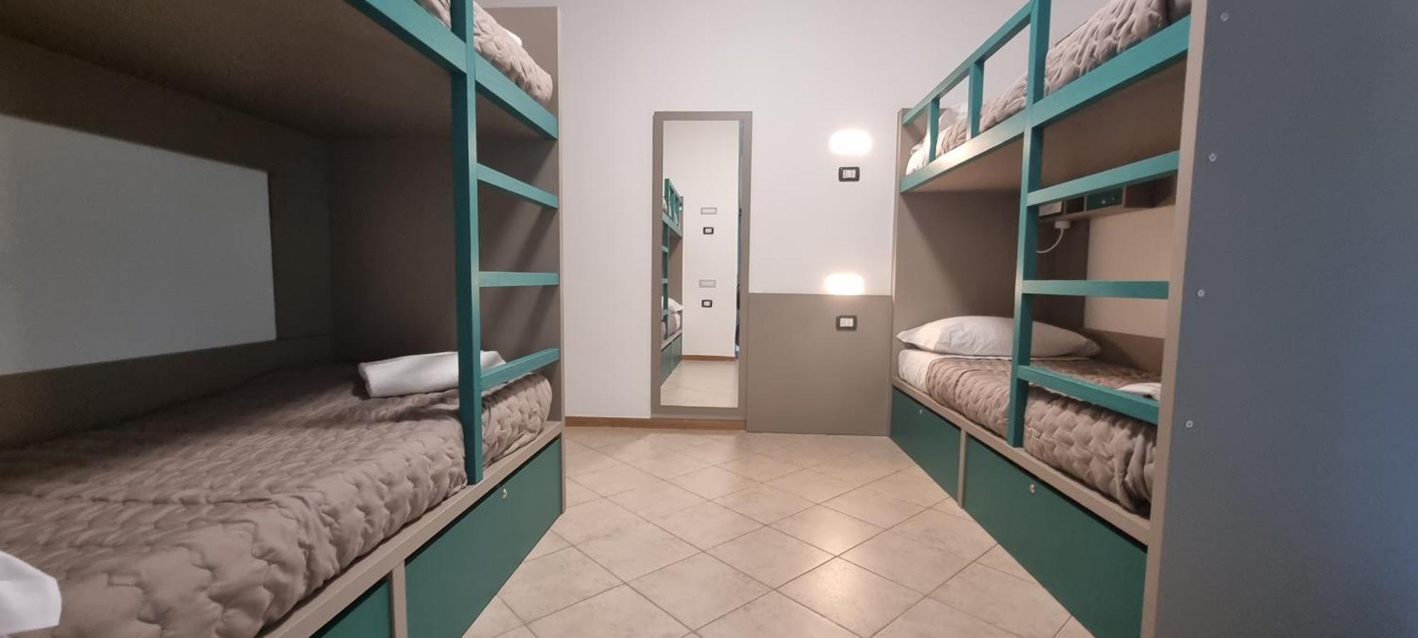 Ostello Giovane Europa Di Тренто Экстерьер фото